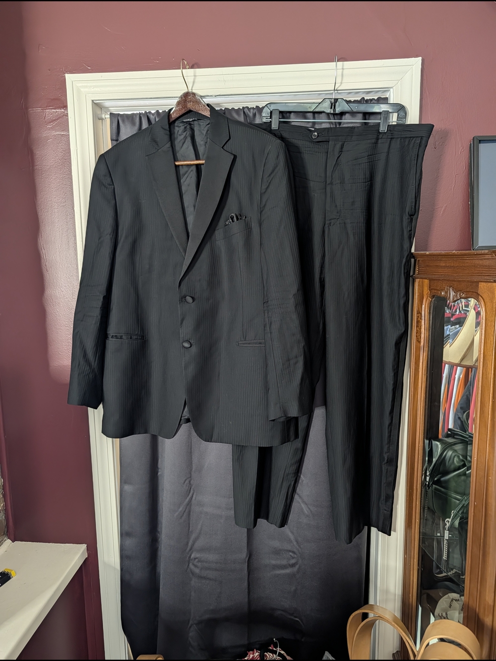 G. MANZONI 2pc Tessilstrona Super 150s Made In Italy Striped Black Tuxedo Suit
